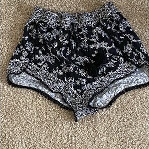 Black and white Tilly shorts